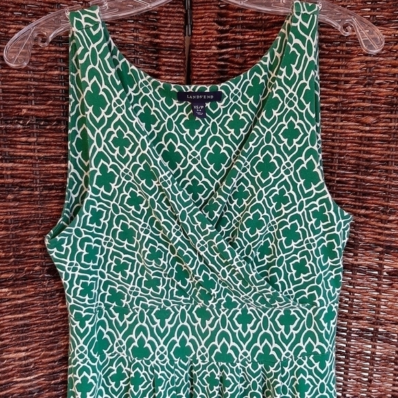 Lands' End Geometric Print Surplice Tank Sun Dress Size XS Green Knee Length - Picture 2 of 6